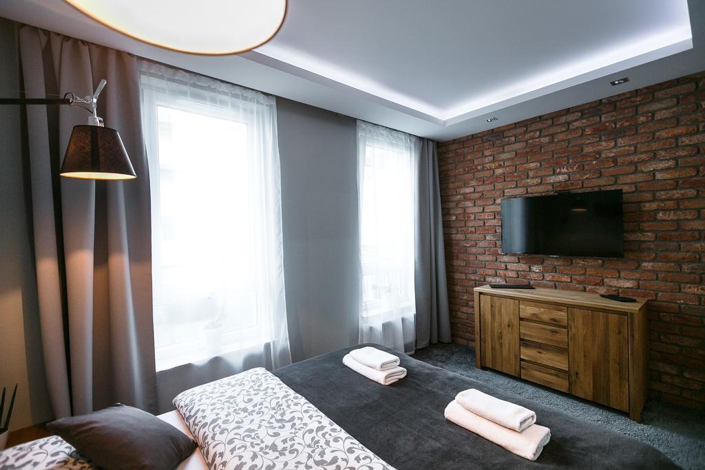 Apartament Em Klimatyzacja&Parking Rzeszow Exterior photo