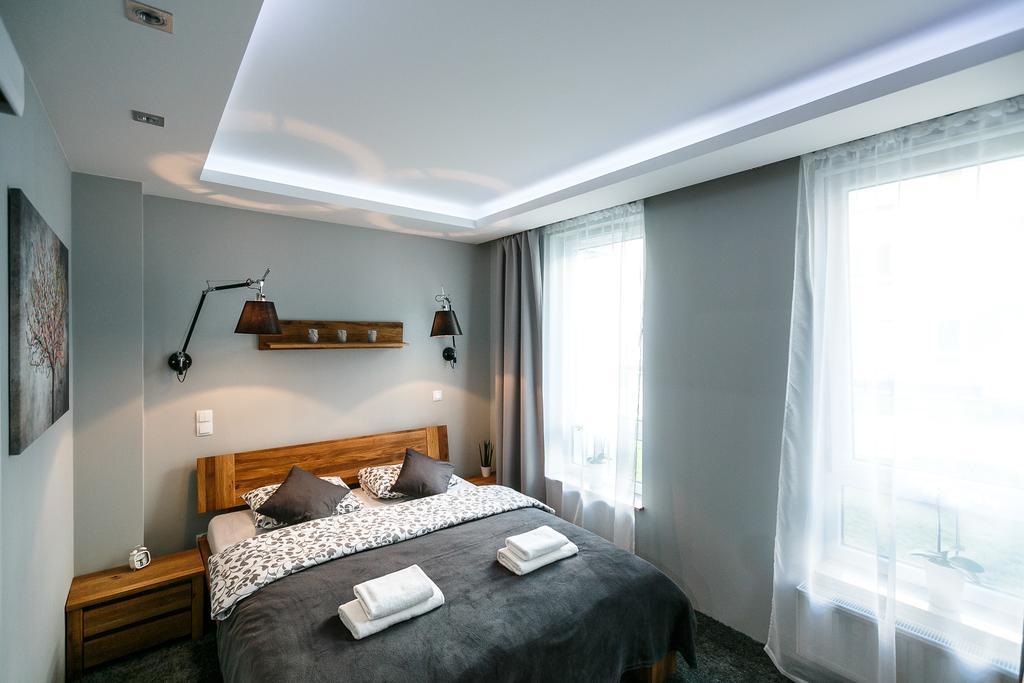 Apartament Em Klimatyzacja&Parking Rzeszow Exterior photo