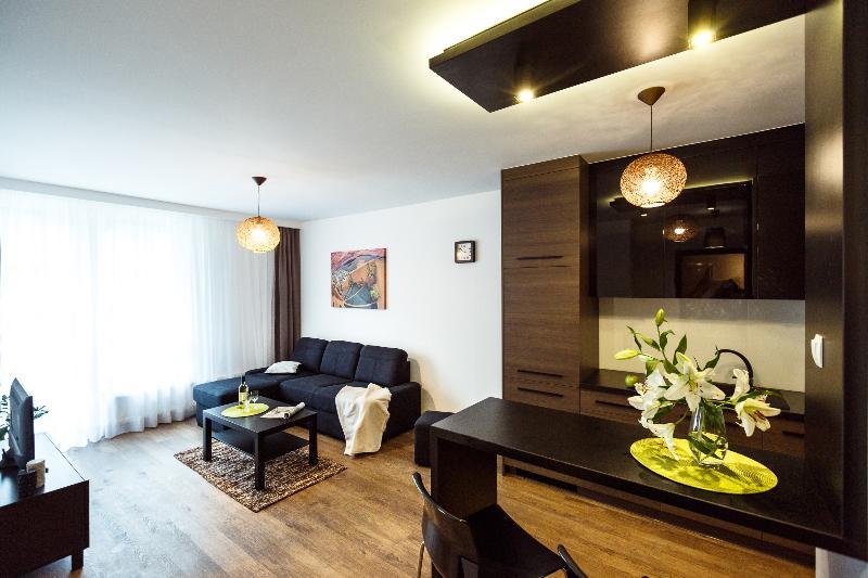 Apartament Em Klimatyzacja&Parking Rzeszow Exterior photo