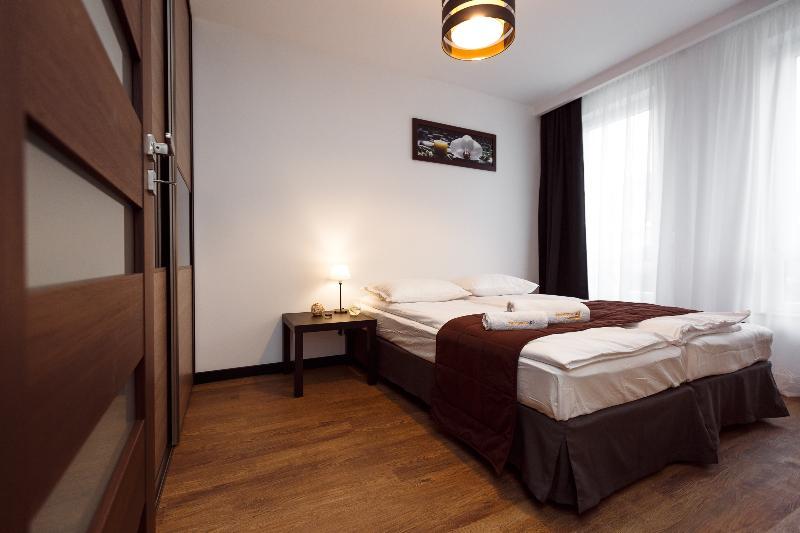 Apartament Em Klimatyzacja&Parking Rzeszow Exterior photo